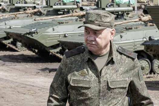 रुसी रक्षामन्त्रीद्वारा युक्रेनी युद्धक्षेत्रको निरीक्षण